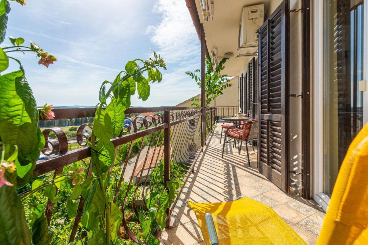 Apartments Dida Frane In Šibenik Buitenkant foto